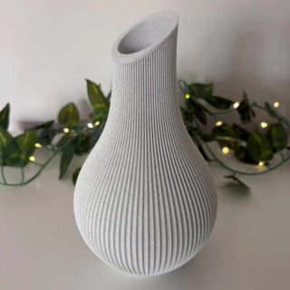 Dekorativní designová váza